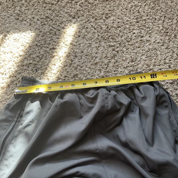 Vintage Puma 90s Black/Gray Windbreaker Pants Size L resistant - Picture 6 of 6